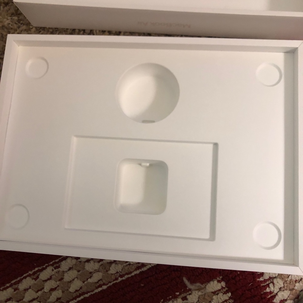MacBook Air 12.6 MacBook EMPTY BOX ONLY! - Picture 7 of 8